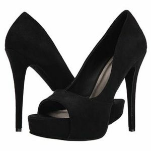 Michael Antonio Black pumps
